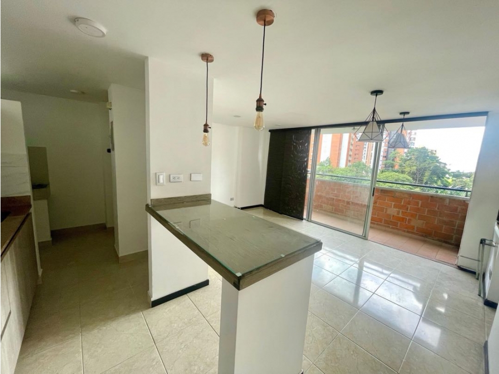 Lindo Apartamento en Loma de los Bernal parte baja
