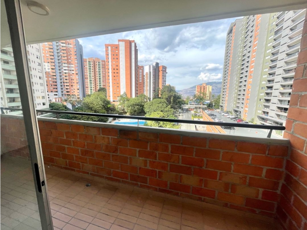 Lindo Apartamento en Loma de los Bernal parte baja — foto 4