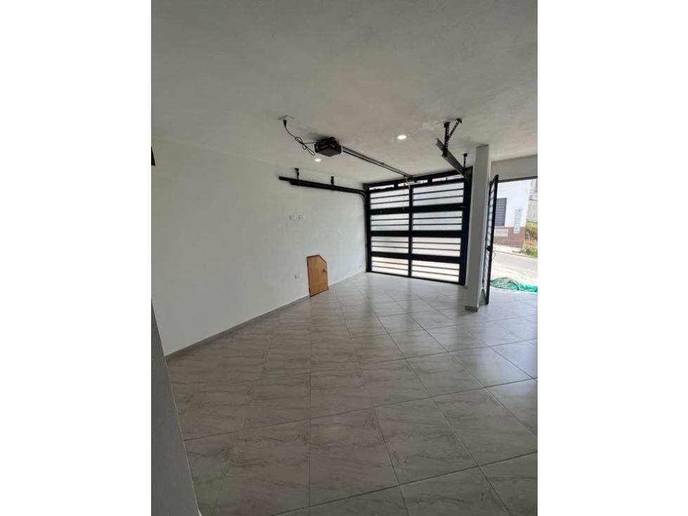 LINDO APARTAMENTO EN PRIMER CON GARAJE EN VENTA - EL CARMEN VÍBORAL. — foto 3