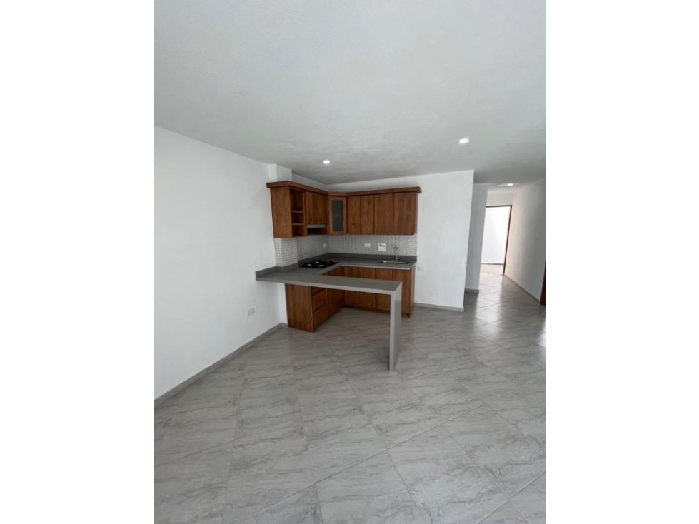 LINDO APARTAMENTO EN PRIMER CON GARAJE EN VENTA - EL CARMEN VÍBORAL. — foto 4