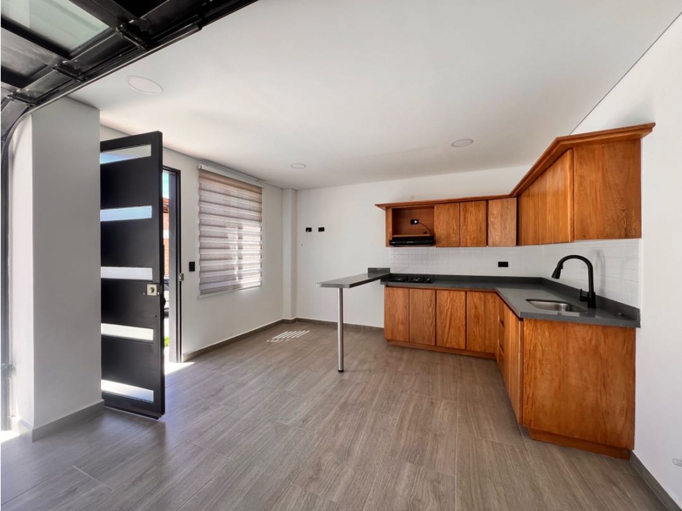 LINDO APARTAMENTO EN PRIMER NIVEL EN VENTA- SECTOR PARQUE - CARMEN VIB — foto 3