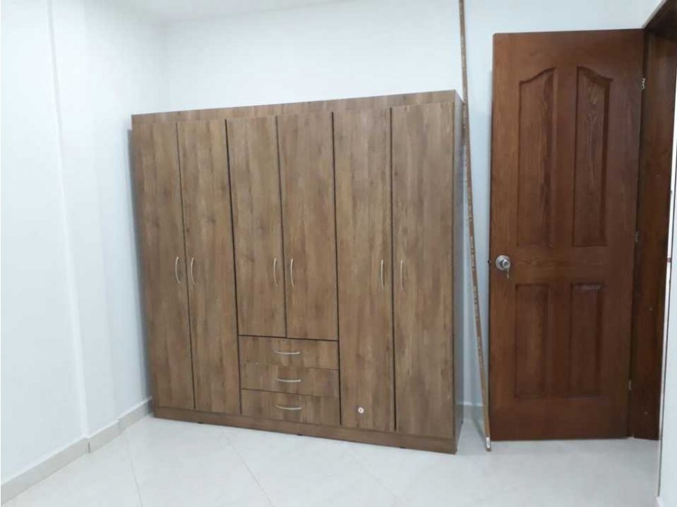 LINDO APARTAMENTO EN PRIMER PISO EN VENTA EN EL CARMEN DE VÍBORAL . — foto 2