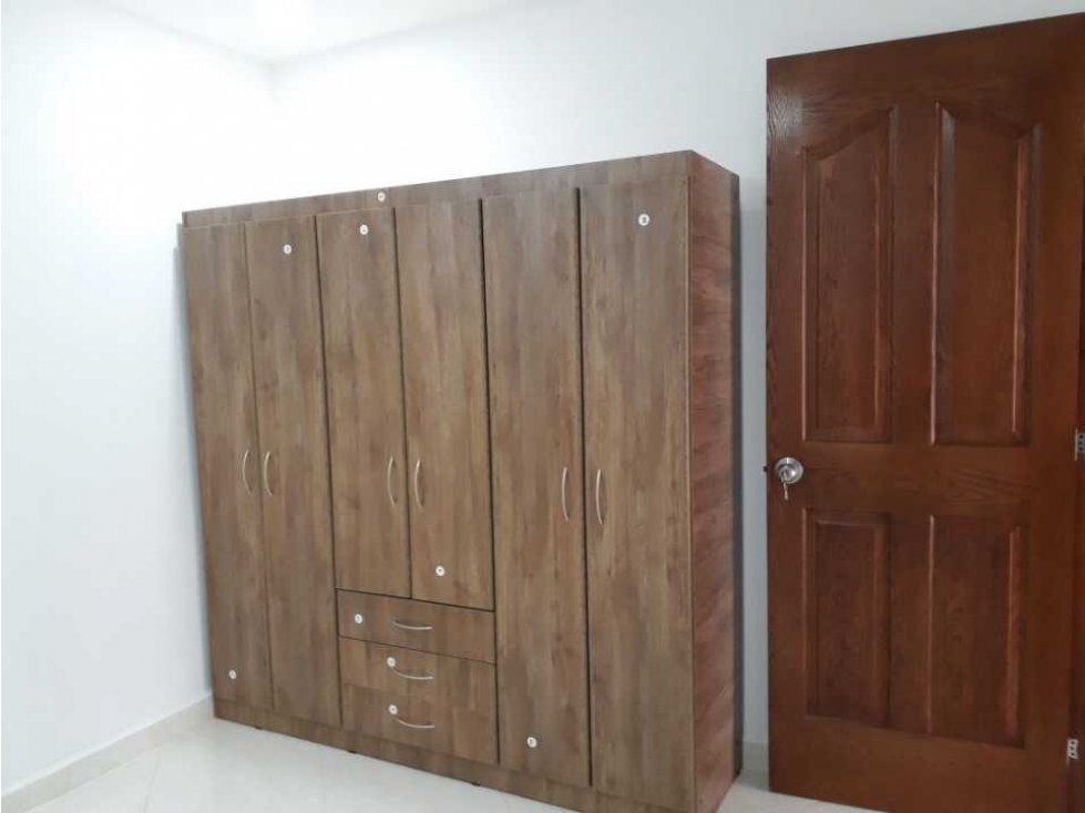 LINDO APARTAMENTO EN PRIMER PISO EN VENTA EN EL CARMEN DE VÍBORAL . — foto 5