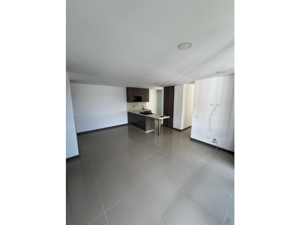 LINDO APARTAMENTO EN ENVIGADO SECTOR CAMINO VERDE ÚLTIMO PISO — foto 6
