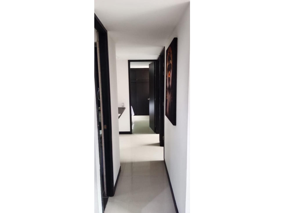 LINDO APARTAMENTO EN SABANETA PARTE BAJA CERCA AL METRO Y CC MAYORCA — foto 4
