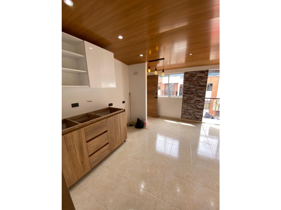 LINDO APARTAMENTO EN SEGUNDO PISO EN VENTA EN EL CARMEN DE VÍBORAL ANT — foto 2