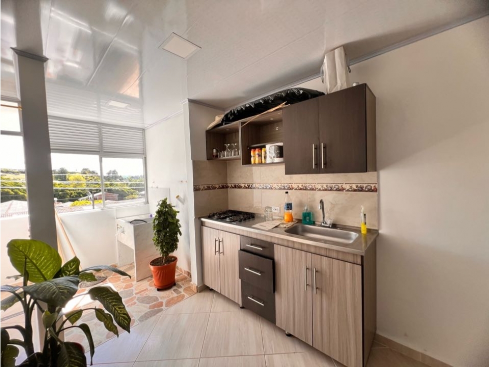 LINDO APARTAMENTO EN TERCER PISO EN VENTA EN UNIDAD CERRADA- SANTUARIO — foto 3