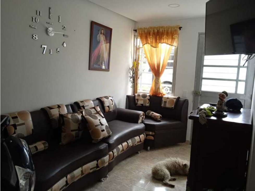 LINDO APARTAMENTO EN VENTA EN PRIMER PISO CON EXCELENTE UBICACIÓN