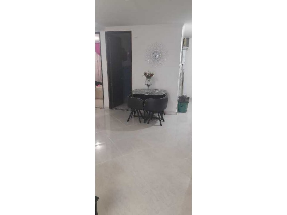 LINDO APARTAMENTO EN VENTA EN EL CARMEN DE VÍBORAL EXCELENTE UBICACIÓN — foto 4