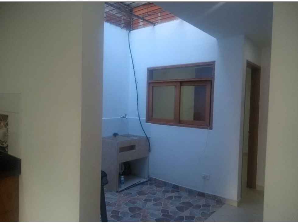 LINDA CASA EN VENTA EN EXCELENTE VECINDARIO EN EL CARMEN DE VIB — foto 5