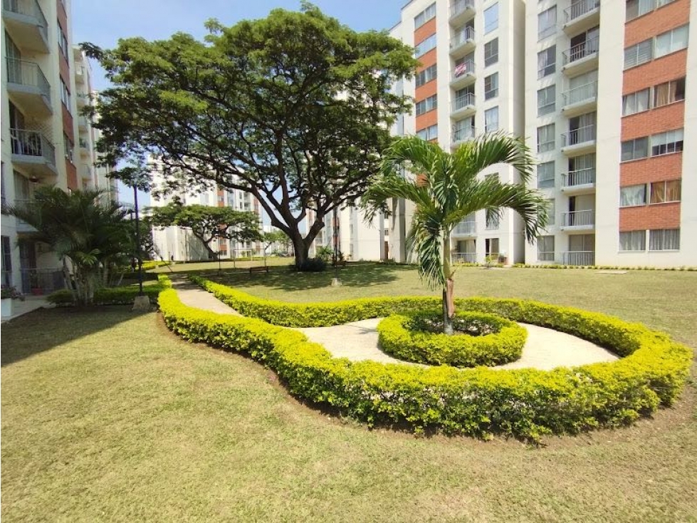 Lindo Apartamento en venta en conjunto residencial Los Naranjos