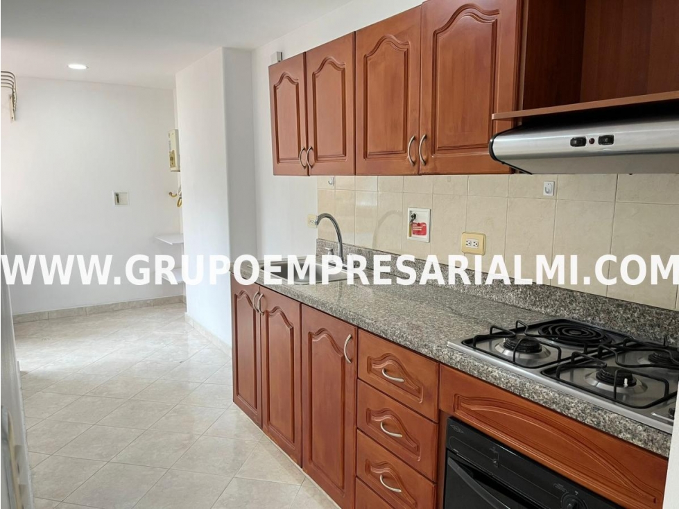 LINDO APARTAMENTO EN VENTA - SECTOR LA CASTELLANA COD: 32860 — foto 2