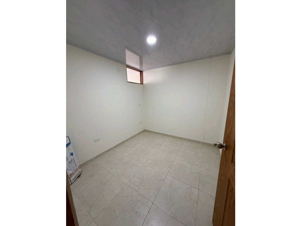 LINDO APARTAMENTO EN VENTA SECTOR LA BOMBA - EL CARMEN DE VIBORAL... — foto 2