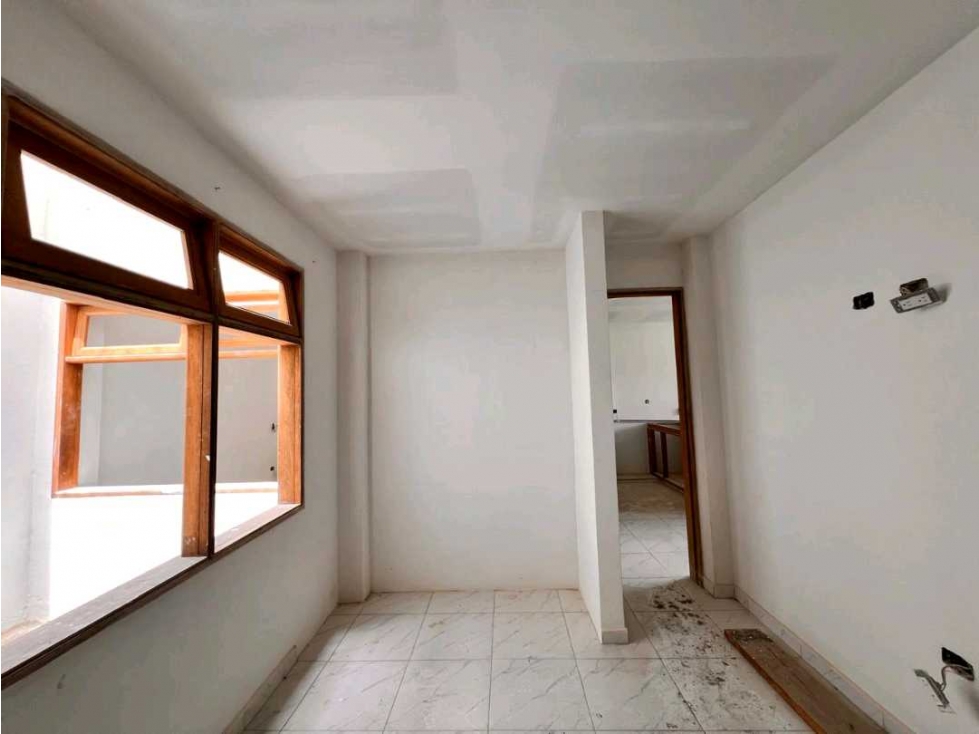 LINDO APARTAMENTO EN VENTA SEGUNDO PISO~ SECTOR BARRIO OSPINA/HOSPITAL — foto 6