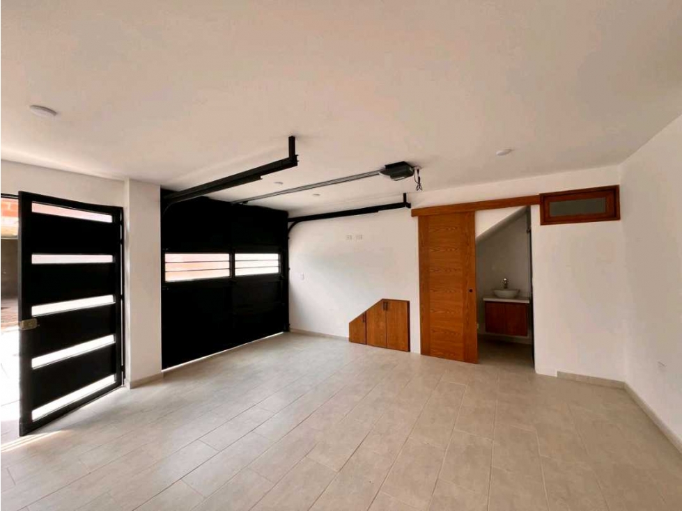 LINDO APARTAMENTO ESQUINERO EN PRIMER PISO EN VENTA CARMEN DE VIBORAL — foto 2