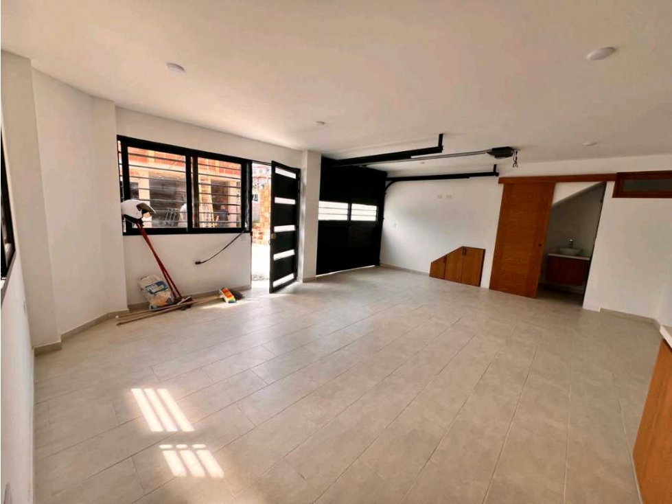 LINDO APARTAMENTO ESQUINERO EN PRIMER PISO EN VENTA CARMEN DE VIBORAL — foto 4