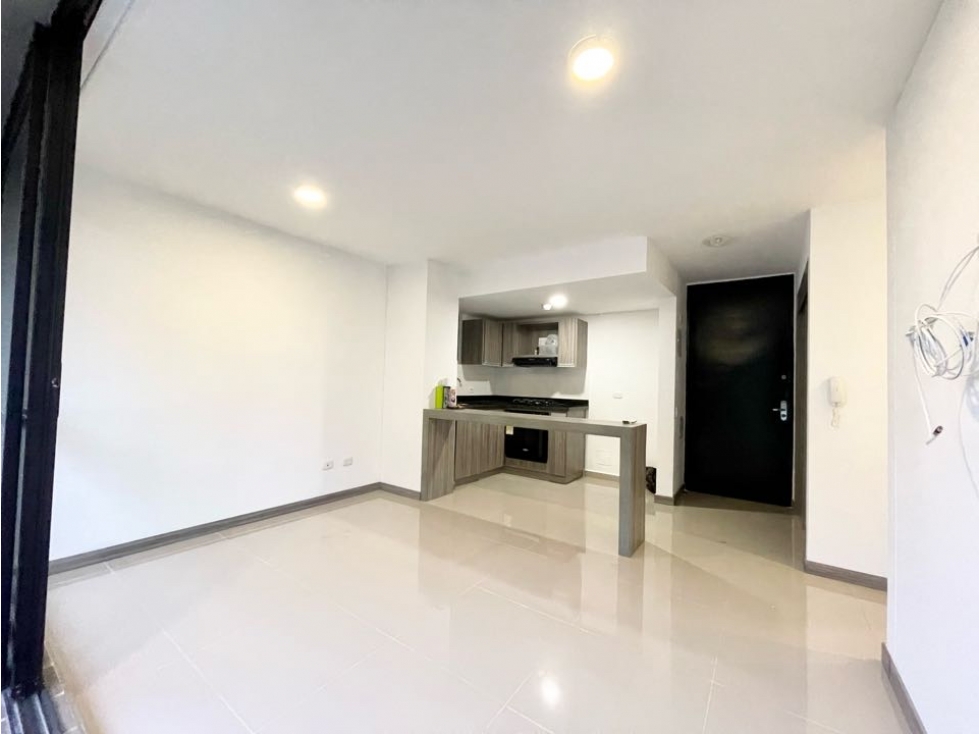 VENDO APARTAMENTO UBICADO EN LA AVENIDA CENTENARIO