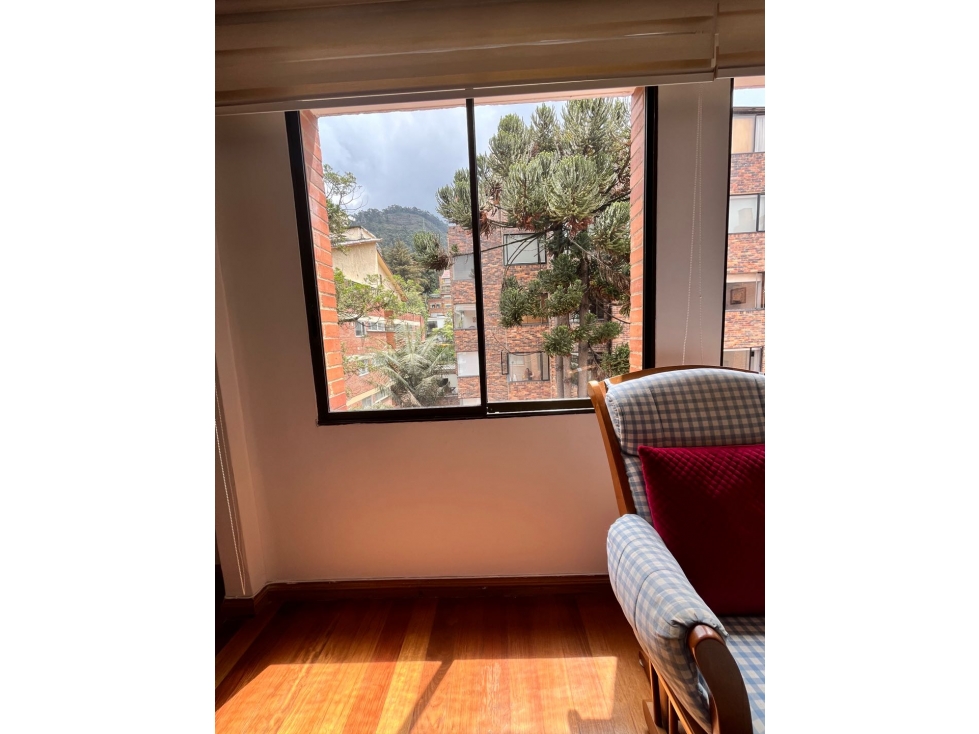 Club El Nogal arriendo muy buen apto de 3 alc - 2,5 baños — foto 5