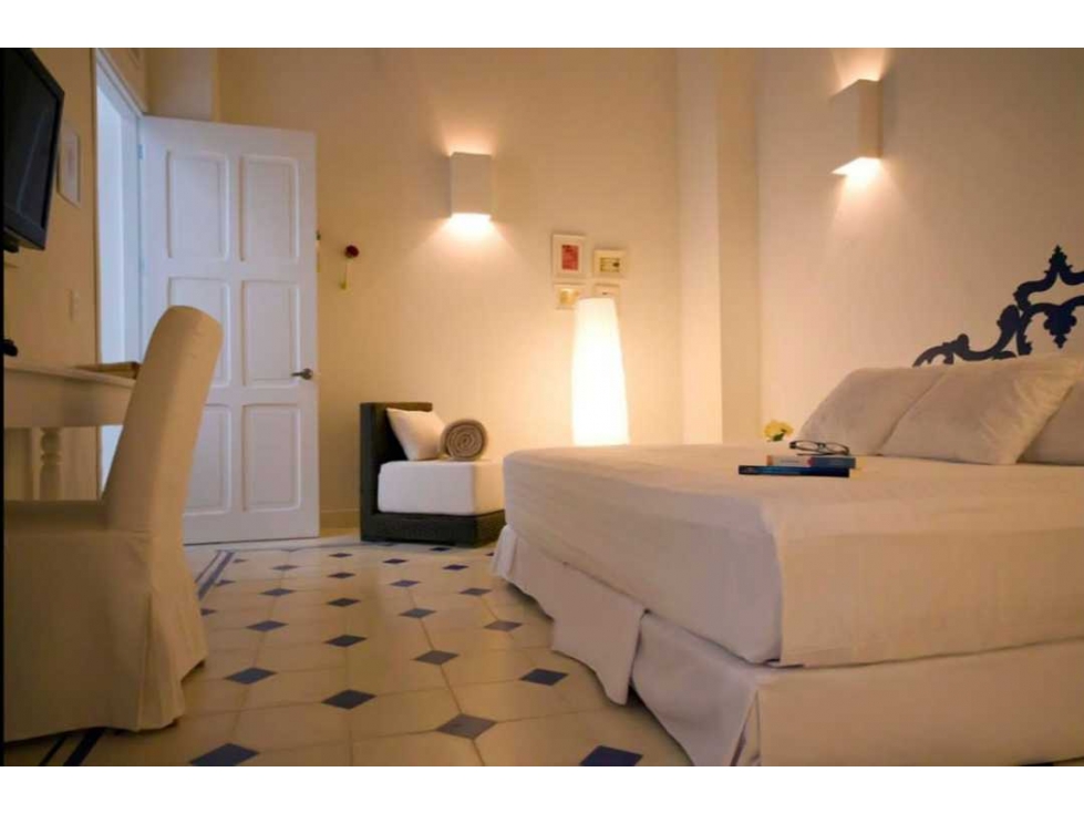 Lindo hotel-hostal de 3 pisos en el centro histórico - 4