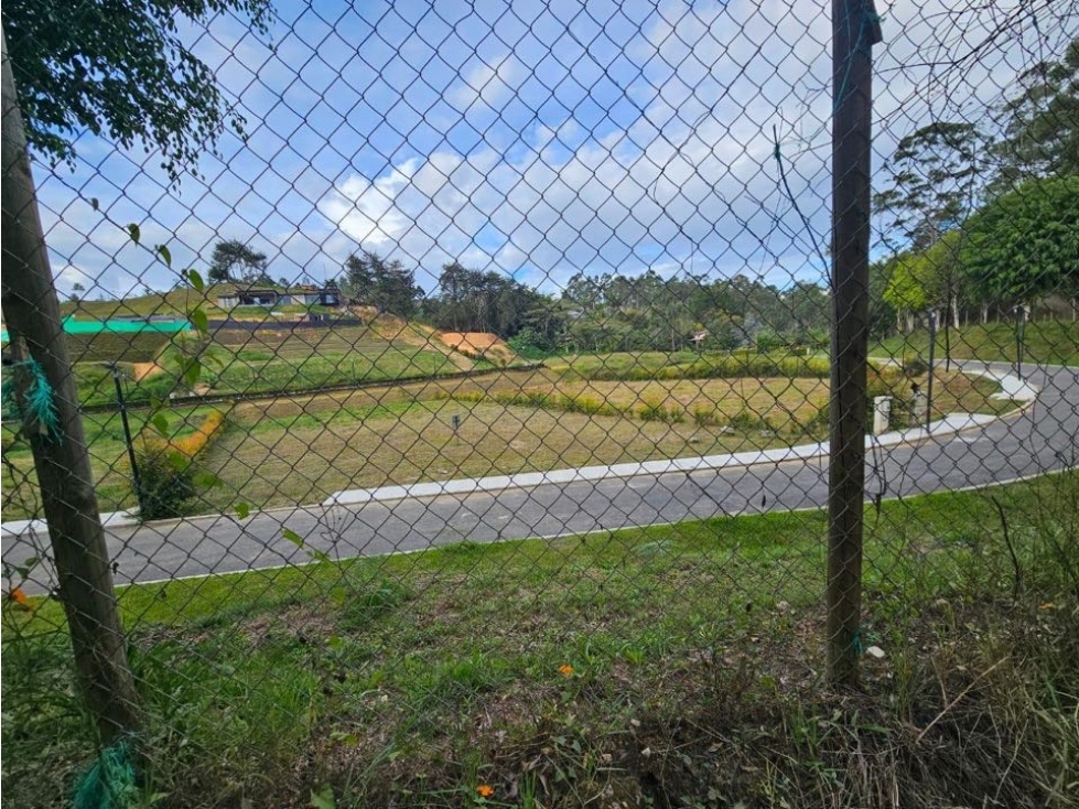 LINDO LOTE DE OPORTUNIDAD EN VENTA CERCA A SAN ANTONIO DE PEREIRA-RÍO. — foto 5