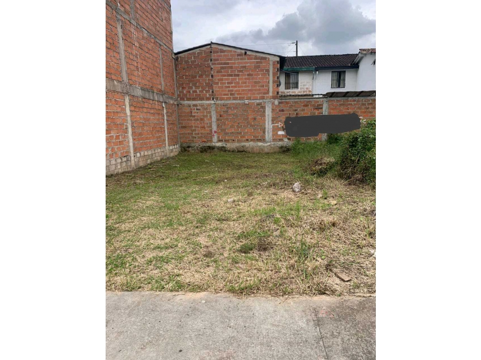 LINDO LOTE EN EL MUNICIPIO DE RIONEGRO