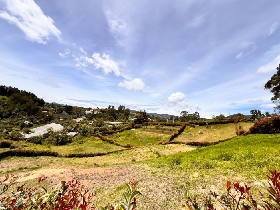 LINDO LOTE EN VENTA EN LA VEREDA QUIRAMA DEL CARMEN DE VÍBORAL ~ vista — foto 3