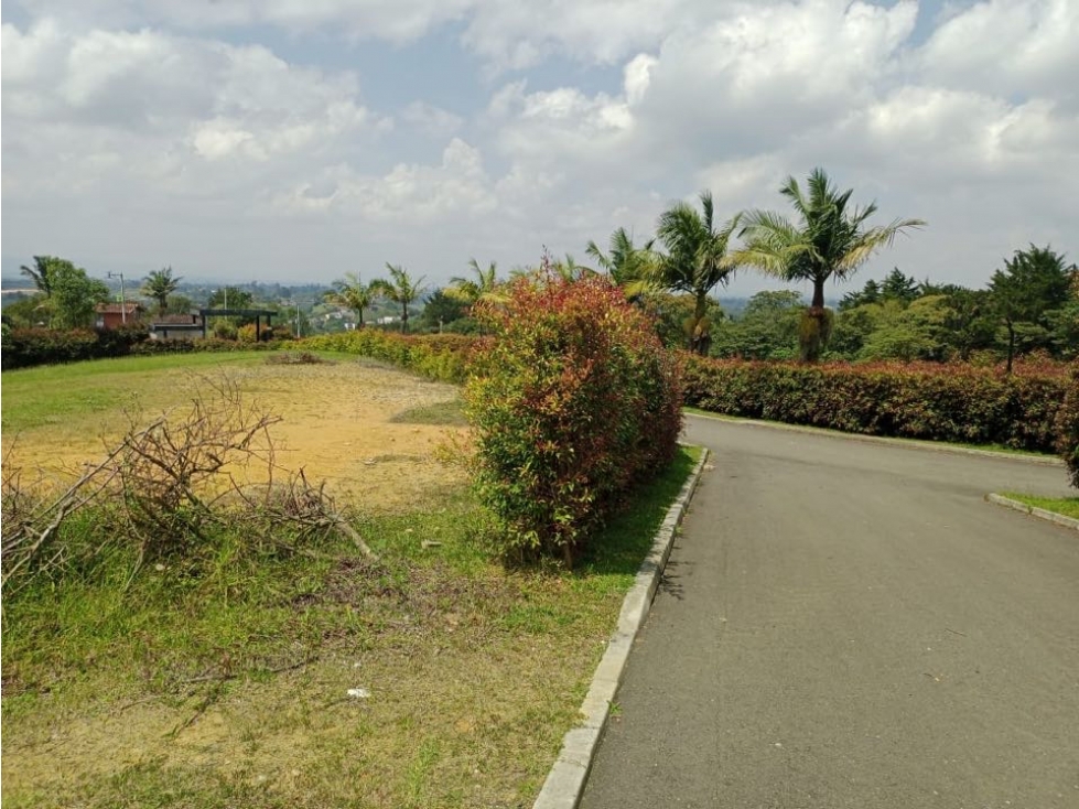 LINDO LOTE EN VENTA EN PARCELACIÓN Y LICENCIA DE CONSTRUCCIÓN VIGENTE. — foto 4