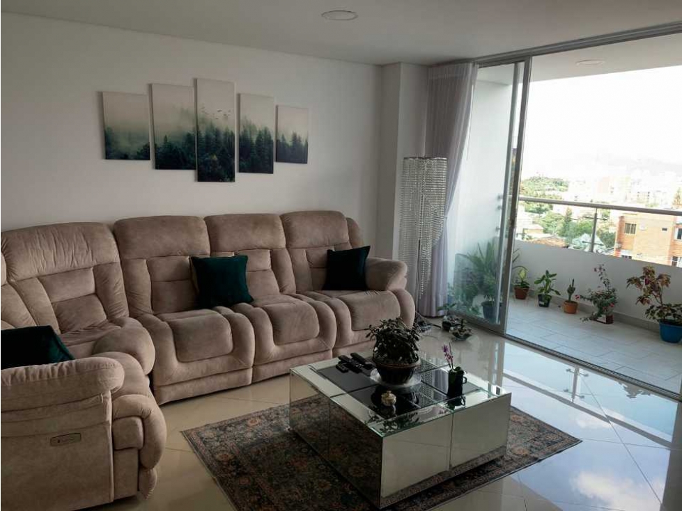 LINDO Y ACOGEDOR APARTAMENTO CON VISTAS PANORÁMICAS ZONA RECIDENCIA
