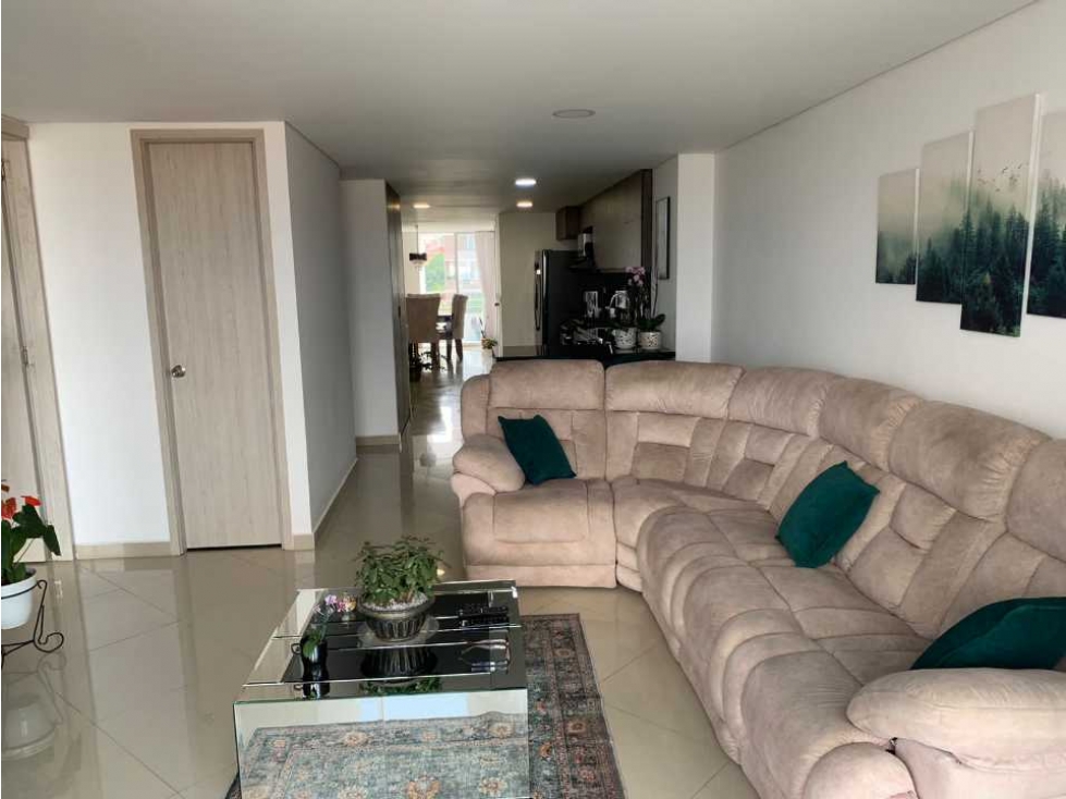 LINDO Y ACOGEDOR APARTAMENTO CON VISTAS PANORÁMICAS ZONA RECIDENCIA — foto 2