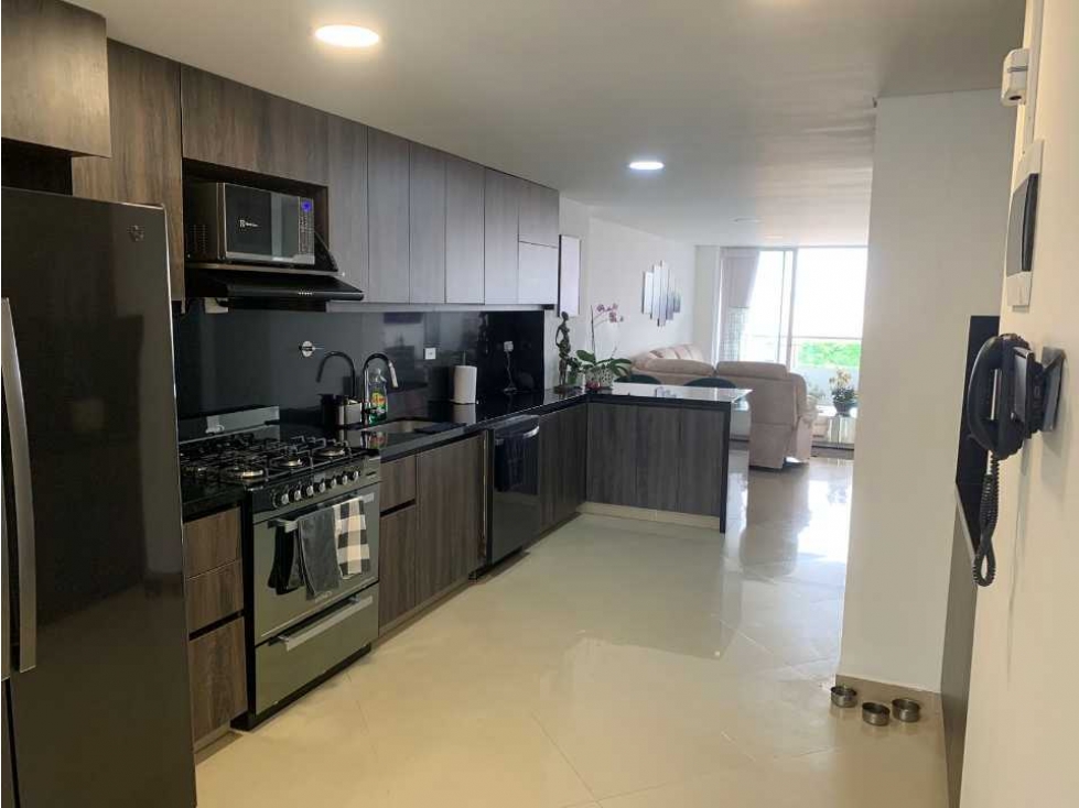 LINDO Y ACOGEDOR APARTAMENTO CON VISTAS PANORÁMICAS ZONA RECIDENCIA — foto 6