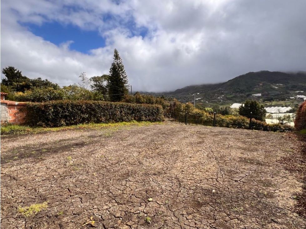 LINDOS LOTES CON EXCELENTE UBICACIÓN EN VENTA EN EL CARMEN DE VÍBORAL — foto 3