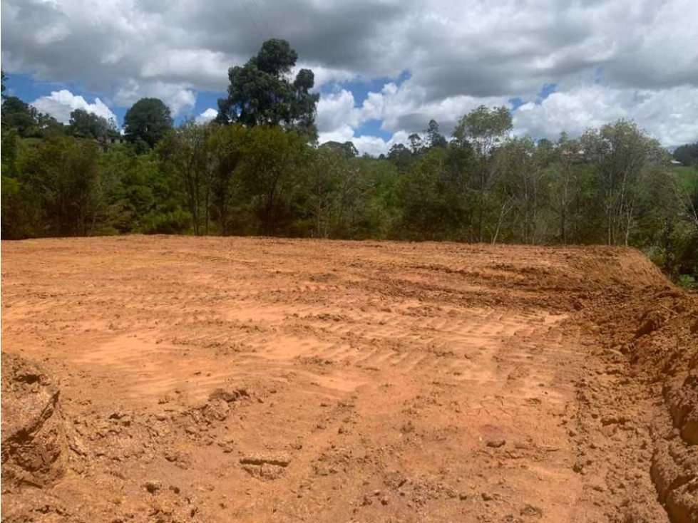 LINDOS LOTES EN VENTA CON EXCELENTE UBICACIÓN EN EL CARMEN DE VÍBORAL. — foto 4
