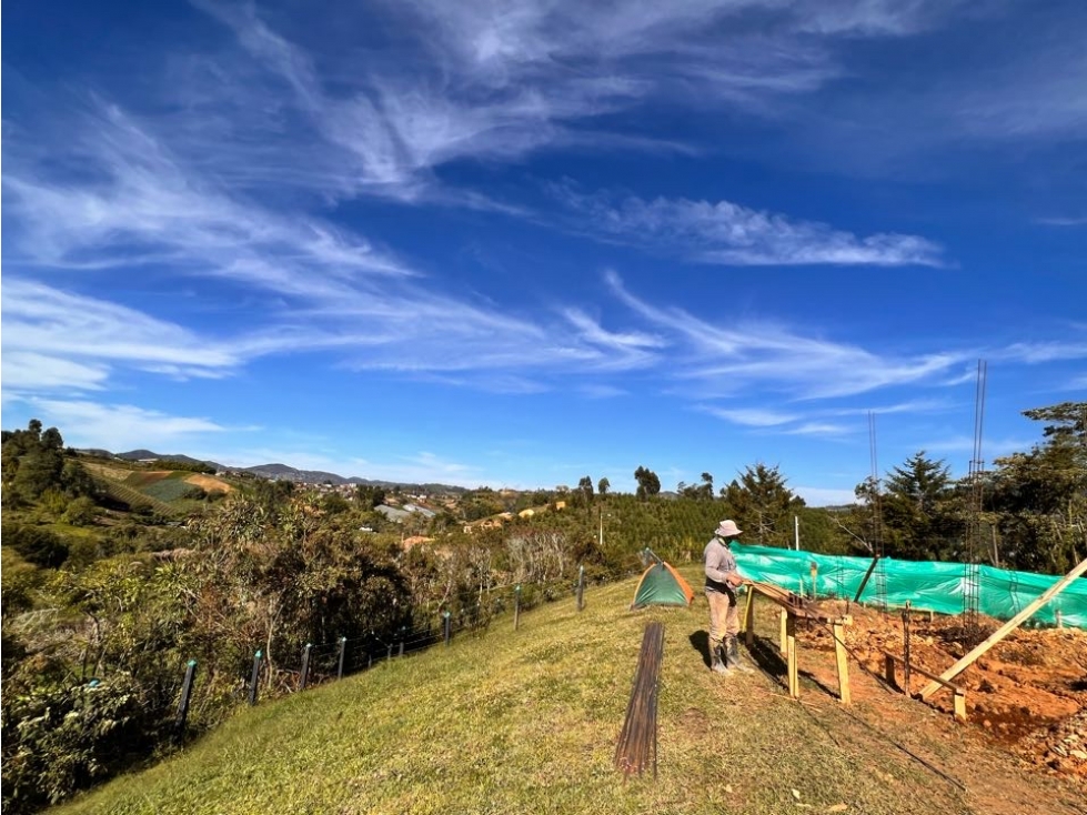 LINDOS LOTES EN VENTA CON EXCELENTE UBICACIÓN EN EL CARMEN DE VÍBORAL — foto 3