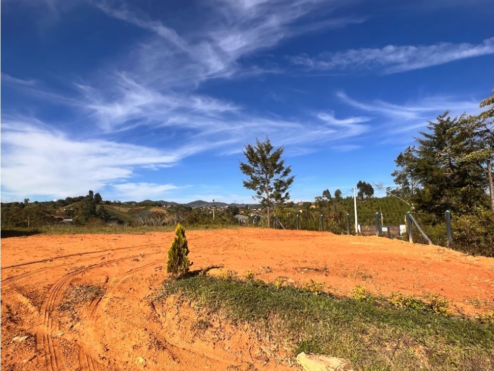 LINDOS LOTES EN VENTA CON EXCELENTE UBICACIÓN EN EL CARMEN DE VÍBORAL — foto 6