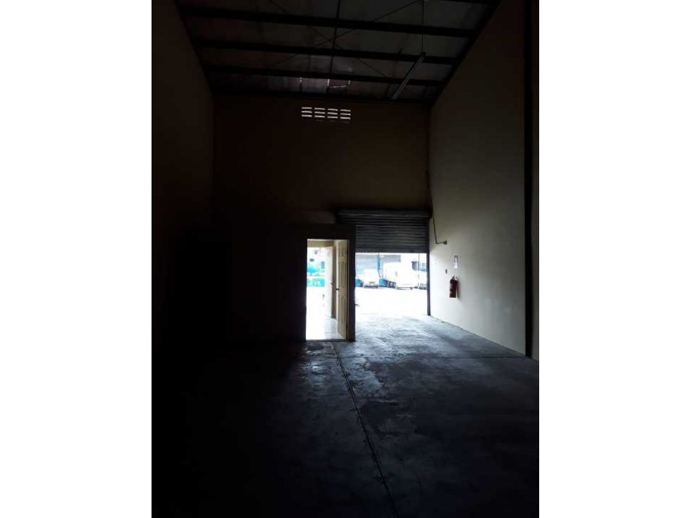 BODEGA COMPLEJO CERRADO JUAN DIAZ 2 NIVELES SEGURIDAD 24 HRS VV — foto 5