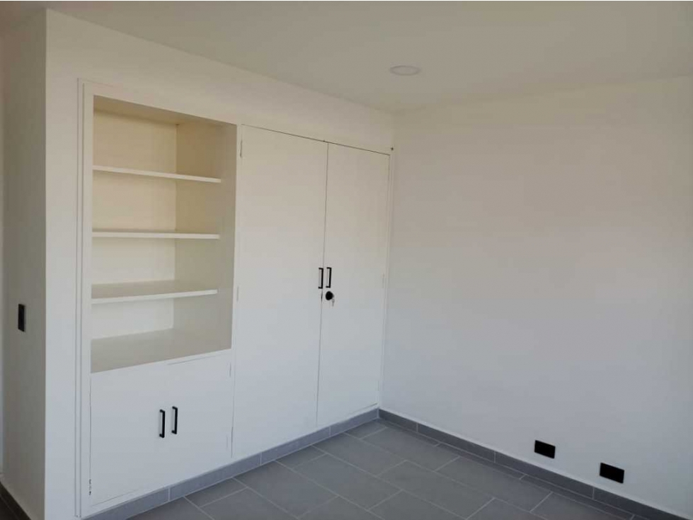 Local comercial Laureles excelente punto — foto 3