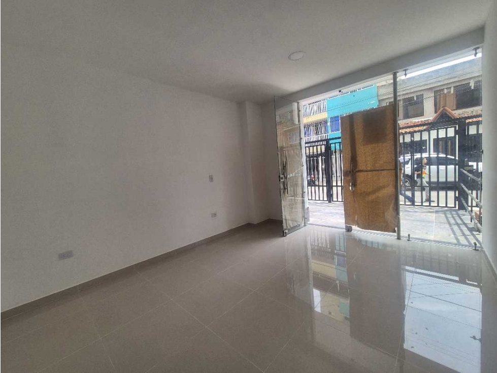 LOCAL POBLADO - 3