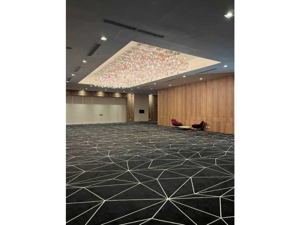 VENTA LOCAL 60M2 EN OBARRIO, SORTIS BUSINESS TOWER IMPECABLE - 5