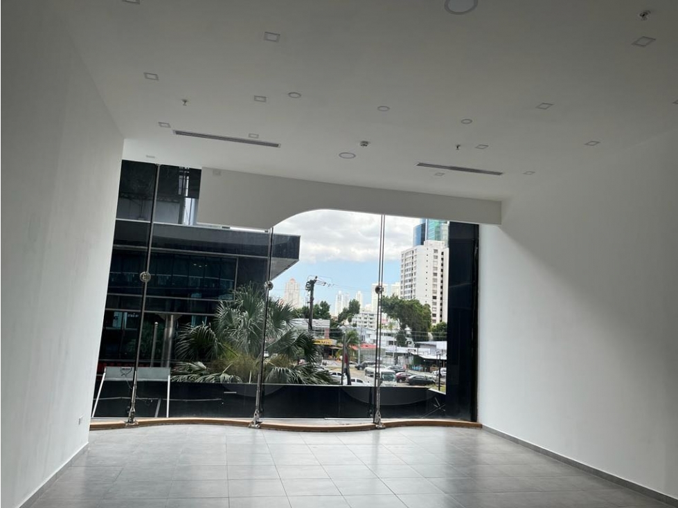 LOCAL 60M2 EN OBARRIO, SORTIS BUSINESS TOWER IMPECABLE JP — foto 2