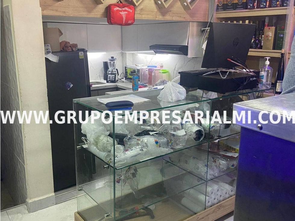 LOCAL AMOBLADO EN VENTA - SECTOR CAMPO VALDES, MANRIQUE COD: 28260 - 5