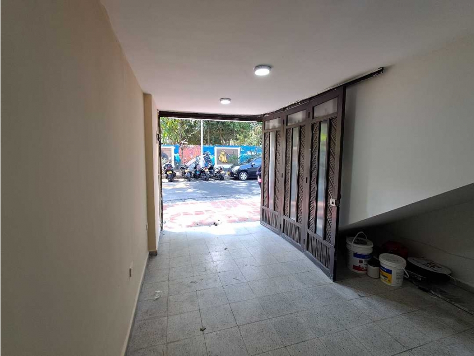 Local / Apartaestudio Envigado los naranjos — foto 4