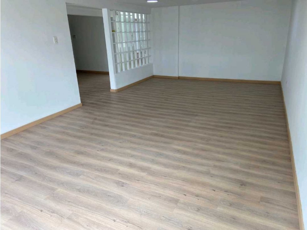 Local Arriendo Avenida Santander — foto 2