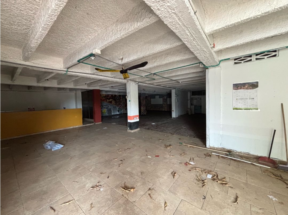 LOCAL / BODEGA EN ZONA CONCURRIDA DE MONTERIA
