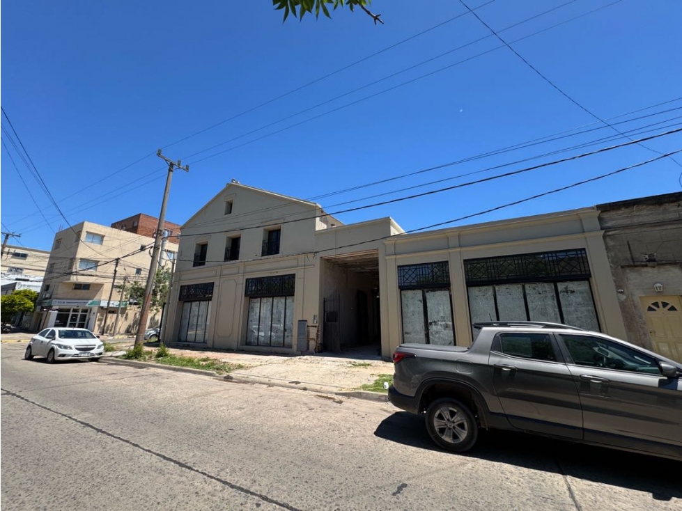 Local centrico en alquiler rubro gastronomia 105m2 - 2