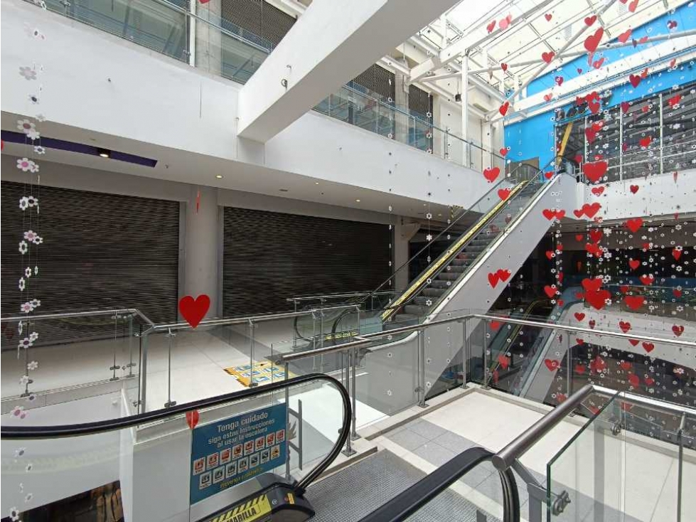 Local Centro Comercial Fundadores — foto 4