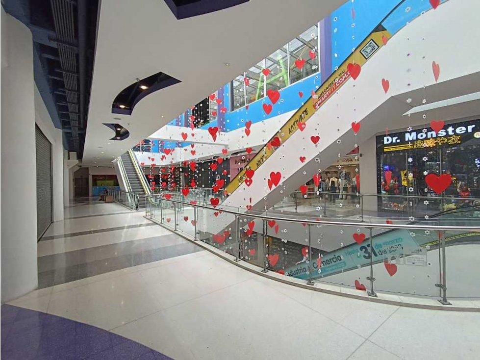 Local Centro Comercial Fundadores — foto 5