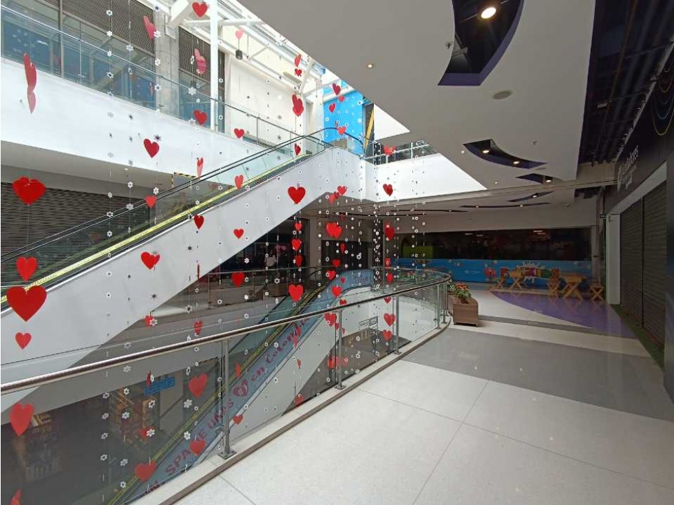 Local Centro Comercial Fundadores — foto 6