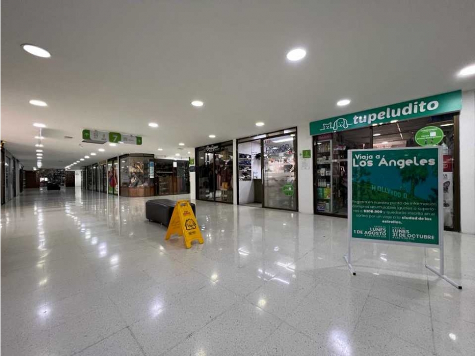 Local Centro Comercial Sancancio Manizales — foto 3