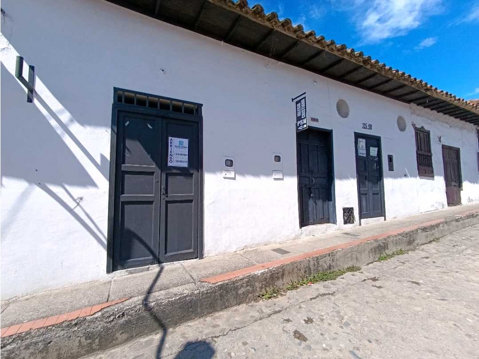 LOCAL CLL 30 GIRON CENTRO - 2