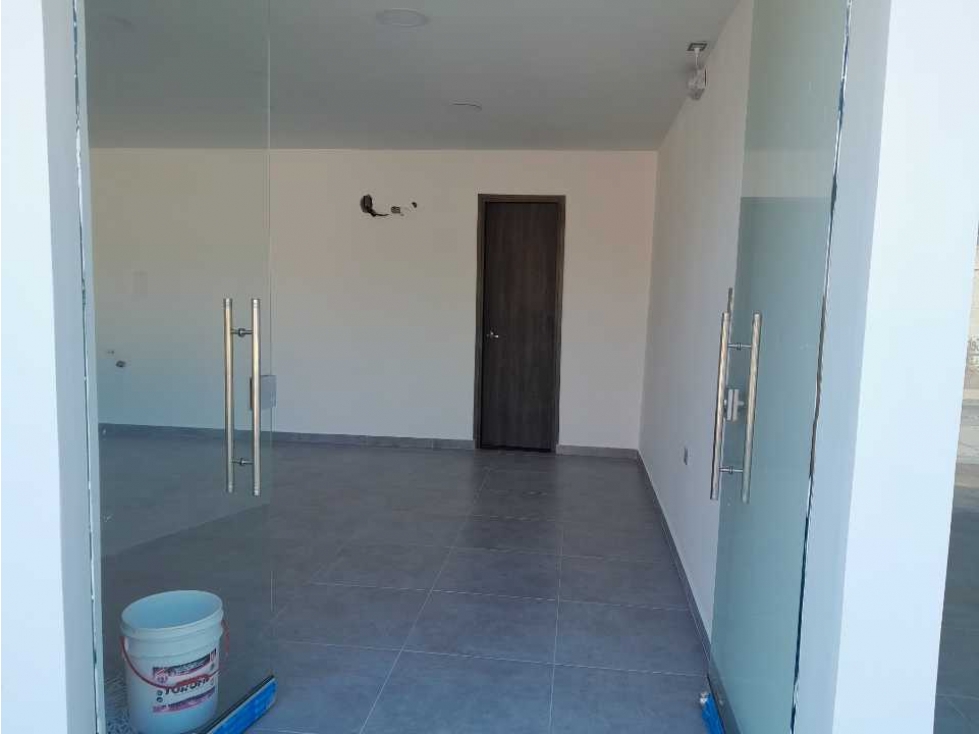 Local comercial 36m2 con excelente ubicación central, san francisco - 1